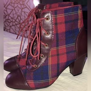 Lulu Hun plaid boots ModCloth 7